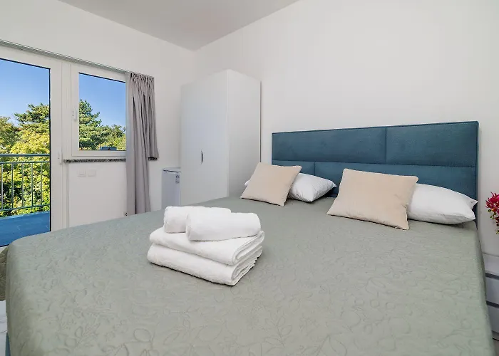 Einzigartiges Studio-apartment Mit Malerischem Meerblick *