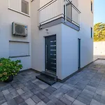 Einzigartiges Studio-apartment Mit Malerischem Meerblick Lejlighed *
